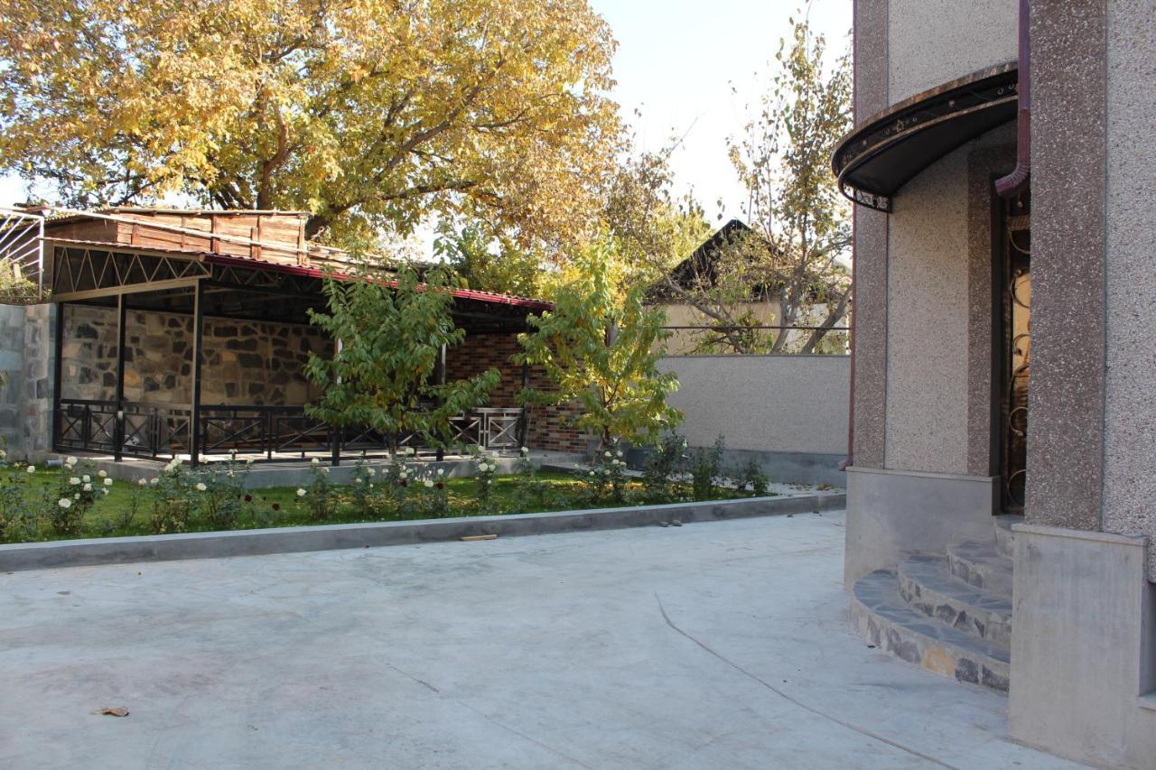 Cherry Garden Boutique Hotel Jechegnadzor Buitenkant foto