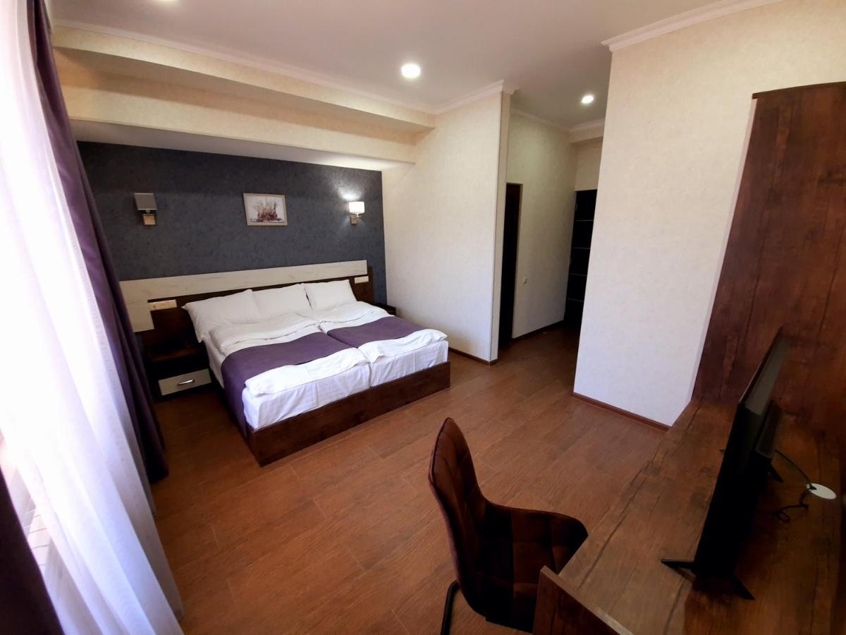 Cherry Garden Boutique Hotel Jechegnadzor Buitenkant foto