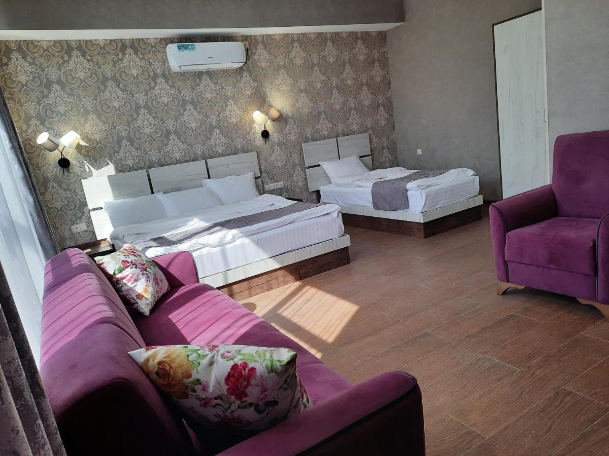 Cherry Garden Boutique Hotel Jechegnadzor Buitenkant foto